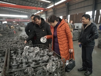 科研護(hù)航振興路 科技幫扶助農(nóng)機(jī)——湖南省農(nóng)業(yè)機(jī)械與工程學(xué)會組織科技扶貧專家服務(wù)團(tuán)助推雙峰農(nóng)機(jī)轉(zhuǎn)型升級及市場開發(fā)咨詢紀(jì)實
